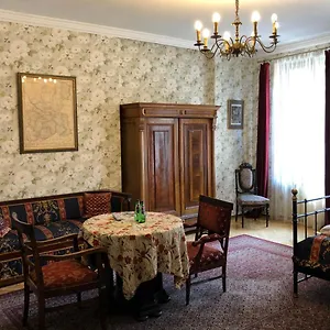https://hotel-klezmer-hois.krakowhotelspoland.com